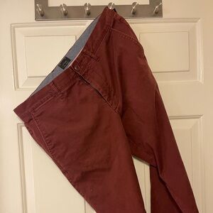 Size 32/32 Maroon J. Crew 770 Chinos
